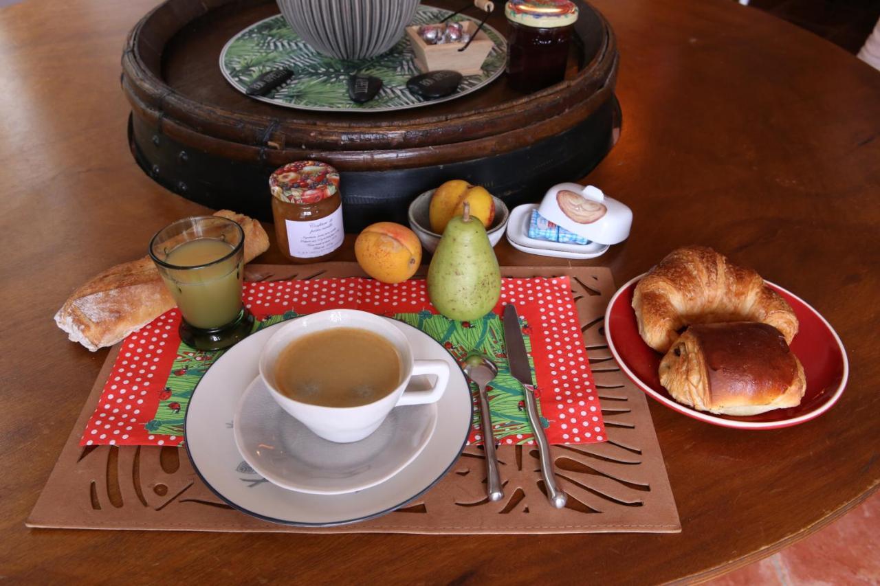 Au Coeur Des Vignes Bed & Breakfast Épernay Eksteriør bilde